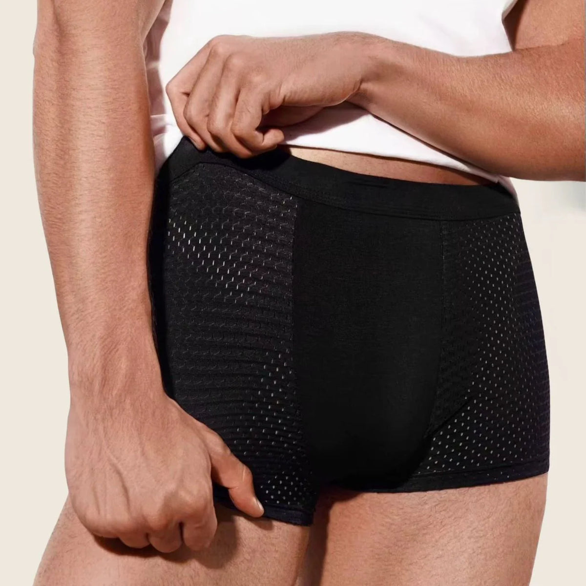 COFFRET PREMIUM DE 4 BOXERS RESPIRANTS POUR HOMME ( stock limité )